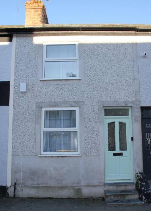 Charming Mid Terrace Cottage Conwy Exteriör bild